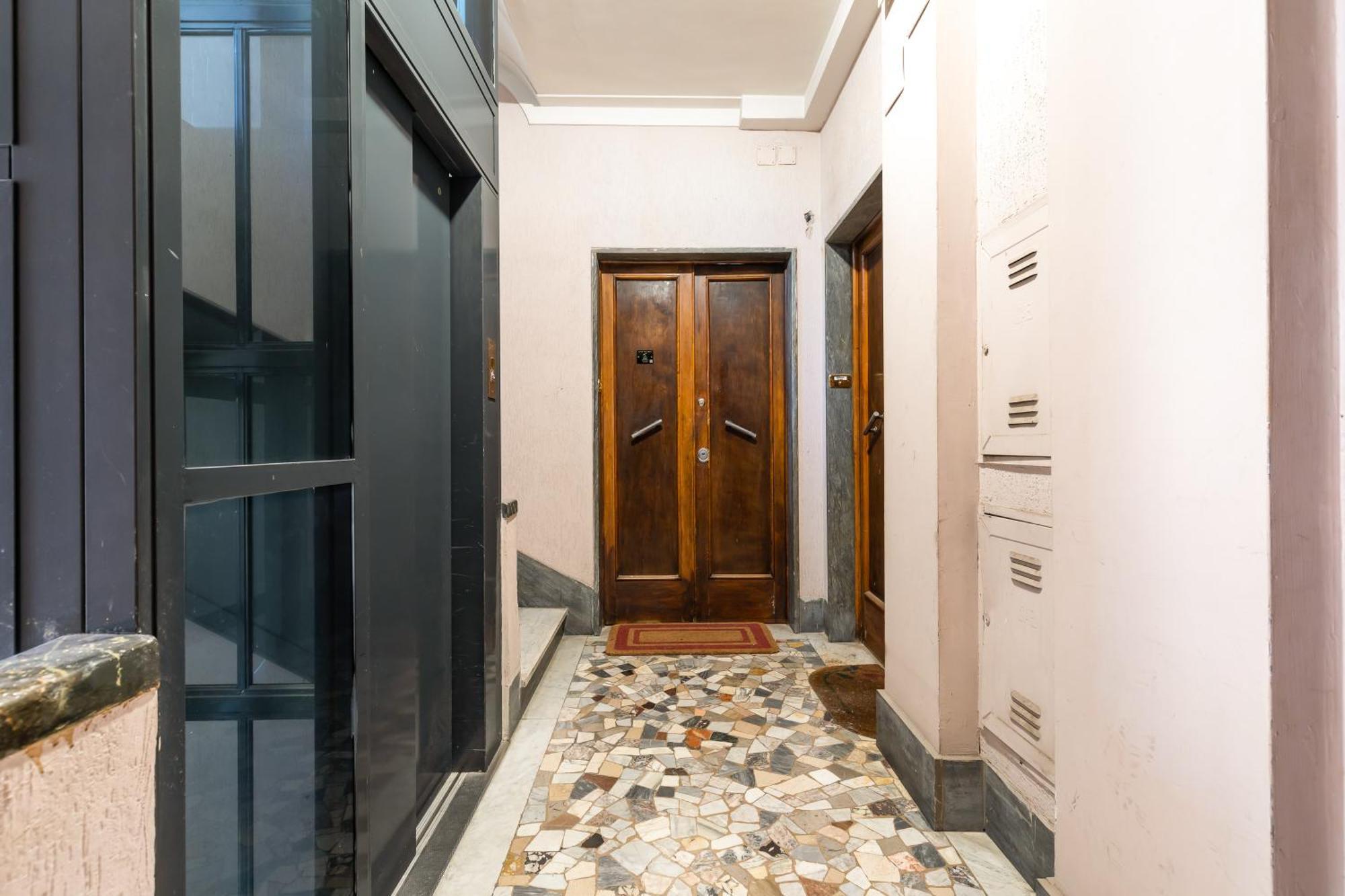 Cozy Apartment Gianicolense 3Bdr Rome Exterior photo