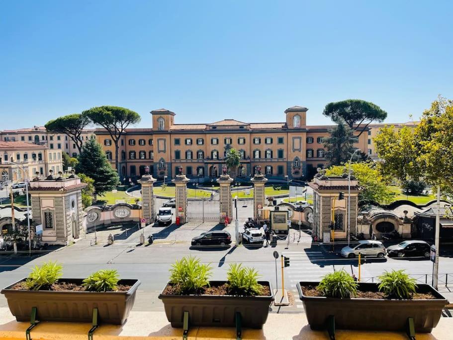Cozy Apartment Gianicolense 3Bdr Rome Exterior photo